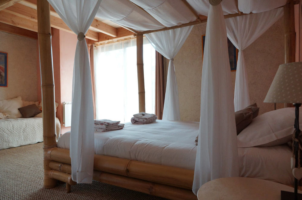 Bed and Breakfast Bout De Cote Lacam-dʼOurcet Zewnętrze zdjęcie