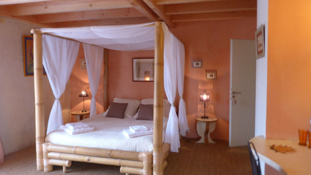 Bed and Breakfast Bout De Cote Lacam-dʼOurcet Zewnętrze zdjęcie